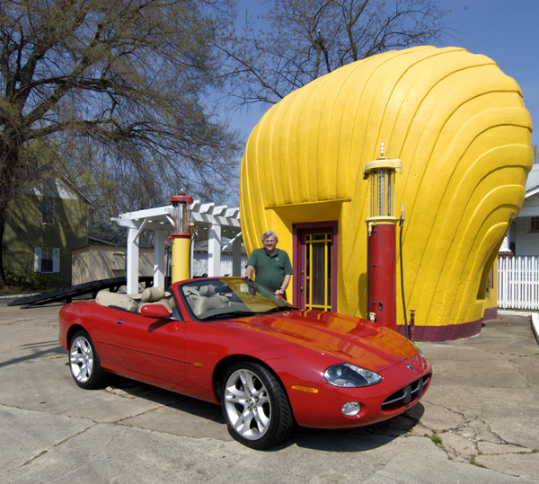 Steve & Linda Blalock's Phoenix Red 2003 XK8 Drophead Coupe