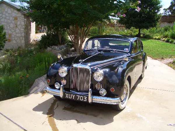Phil & Dorothee Auldridge's 1959 Jaguar Mark IX