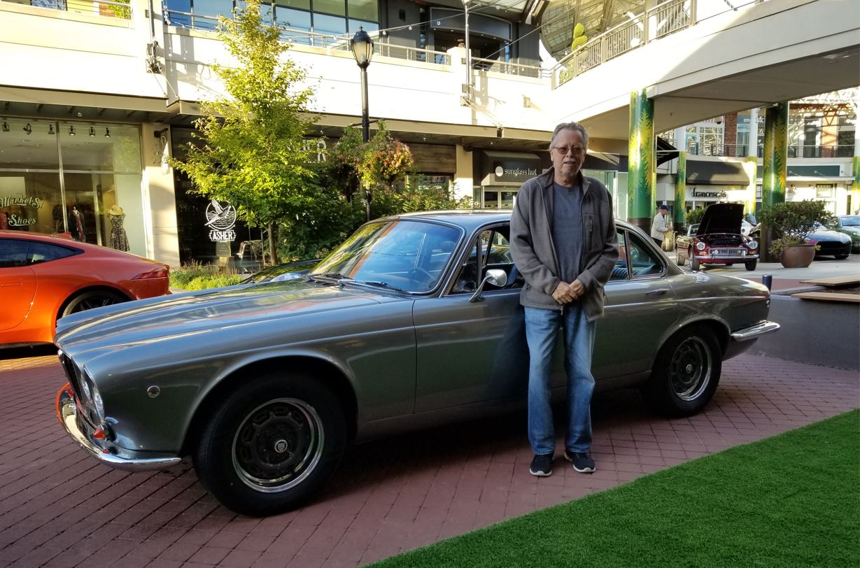 Non-member, Phil Torres in front of his Series 1 1970 XJ6.  He is trying to sell it so I couldn't talk him into joining the club!