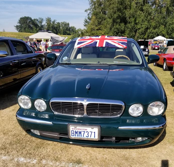 2004 XJ8 belongs to non-member Chris Finks from OR
