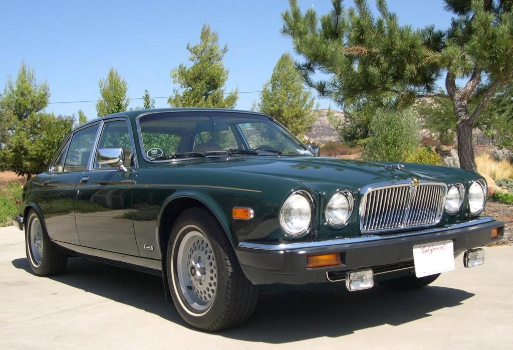 1990 V12 Vanden Plas, Jaguar Racing Green exterior with Magnolia interior