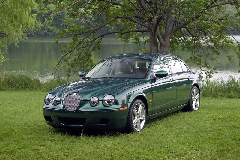 2004 Jaguar S-Type R - Jaguar Racing Green Metallic