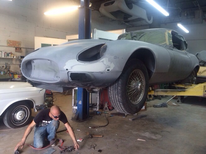 1972 E-type 2+2 restoration