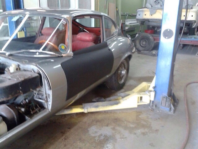 1972 E-type 2+2 restoration